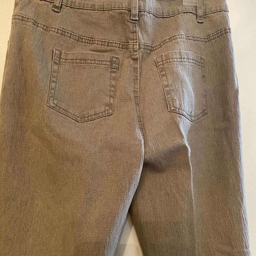 DG2 khaki embellished Jeans - Picture 3 of 4